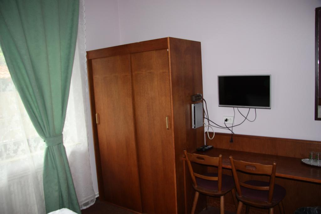 Hotel Zum Goldenen Stern Leibsch Bagian luar foto