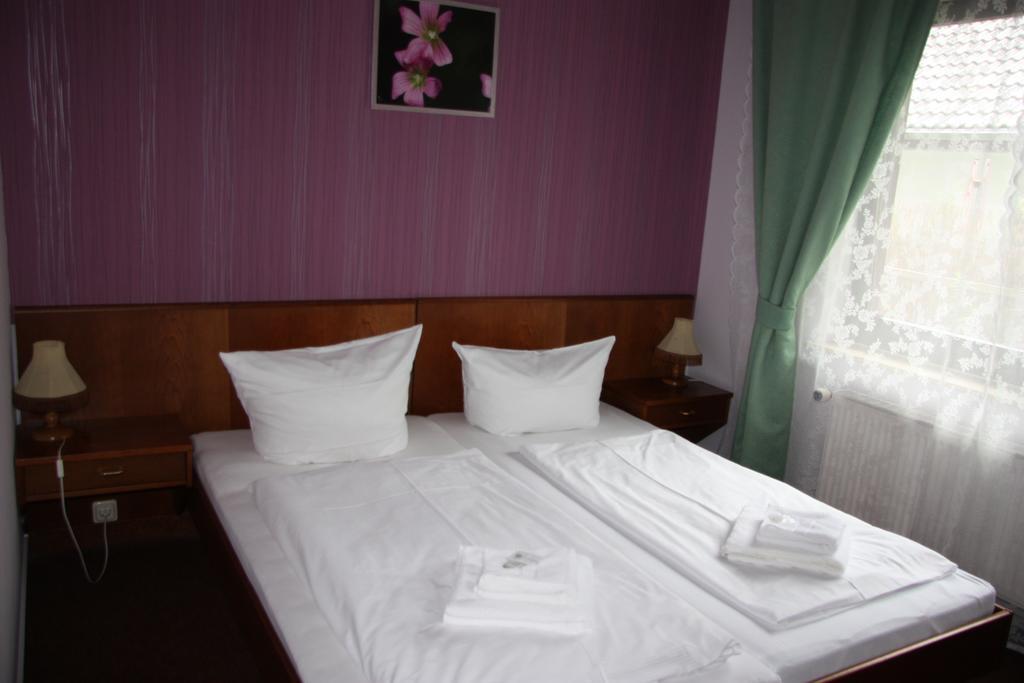 Hotel Zum Goldenen Stern Leibsch Bagian luar foto